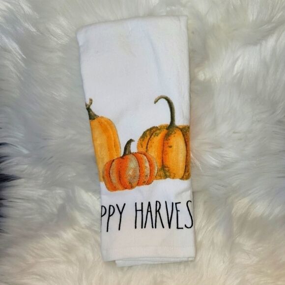 Rae Dunn Happy Harvest Kitchen towels set of 2 orange pumpkins 16in x 26in - Picture 3 of 11